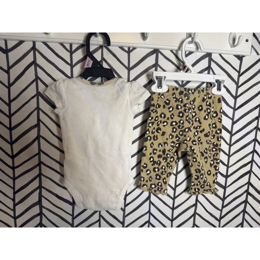 Carter’s White Brown Leopard 2pcs “Happy Little Loved” Baby Girls 0-3M 6035